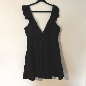 Abercrombie & Fitch Black Ruffle V-neck midi tiered dress. Large Tall size